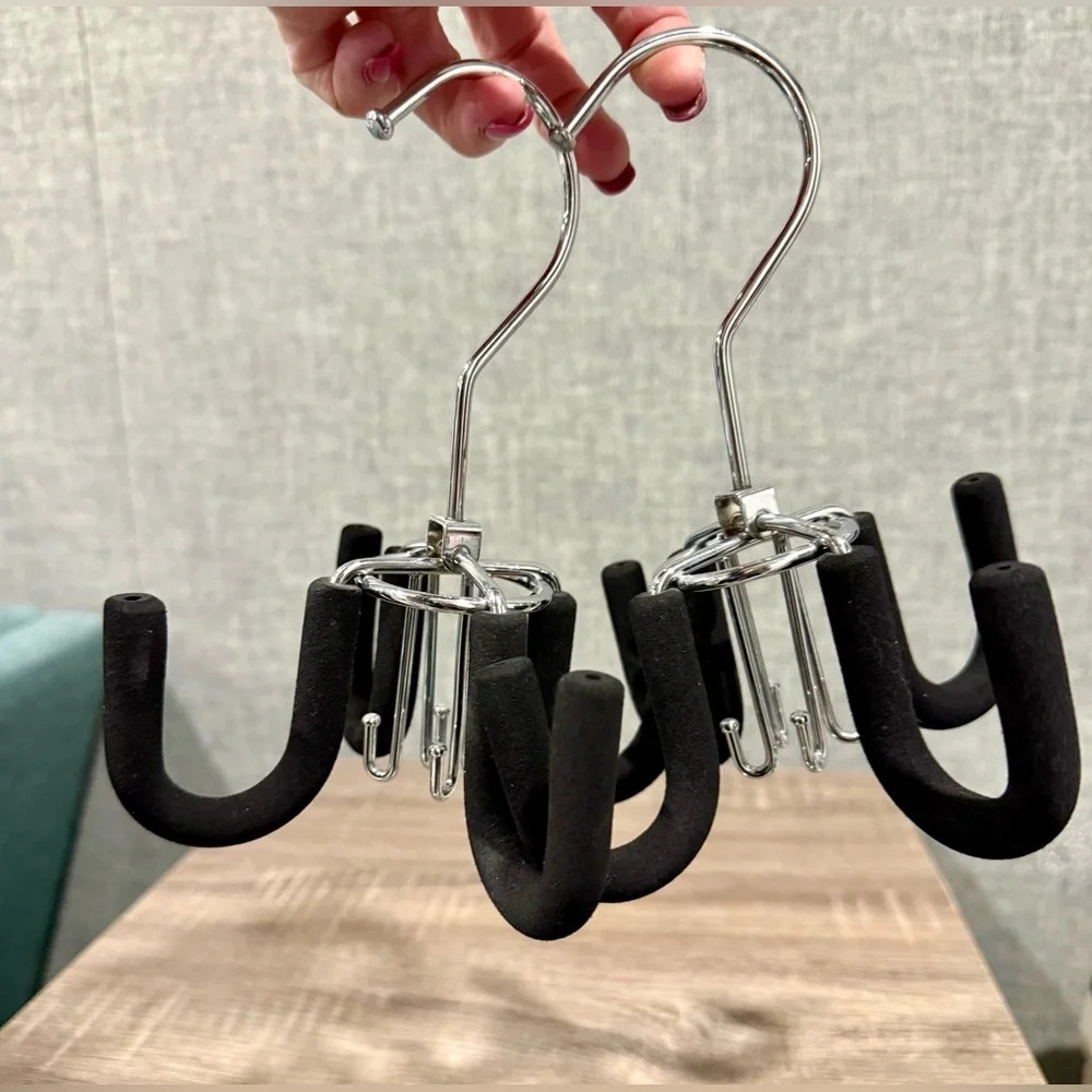 Set of 2, swivel belt hanger. Heavy padded hooks. With 4 small & 4 large hooks